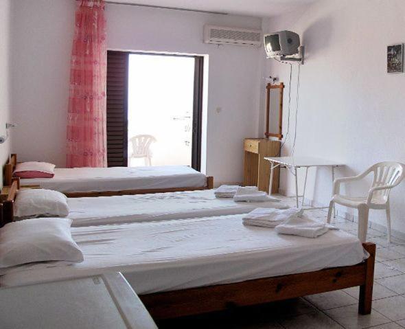 Skentos Hotel Криопиги Экстерьер фото